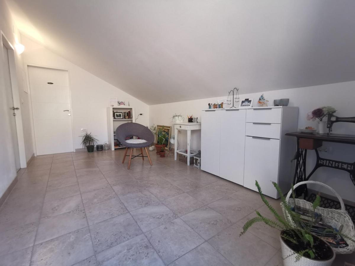Apartments Dolores Šibenik Екстериор снимка