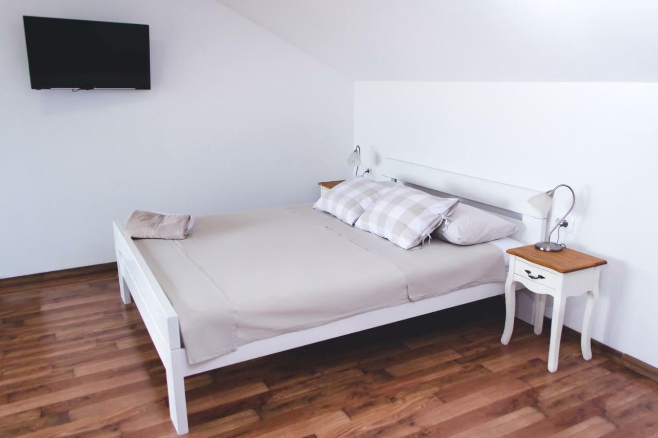 Apartments Dolores Šibenik Екстериор снимка