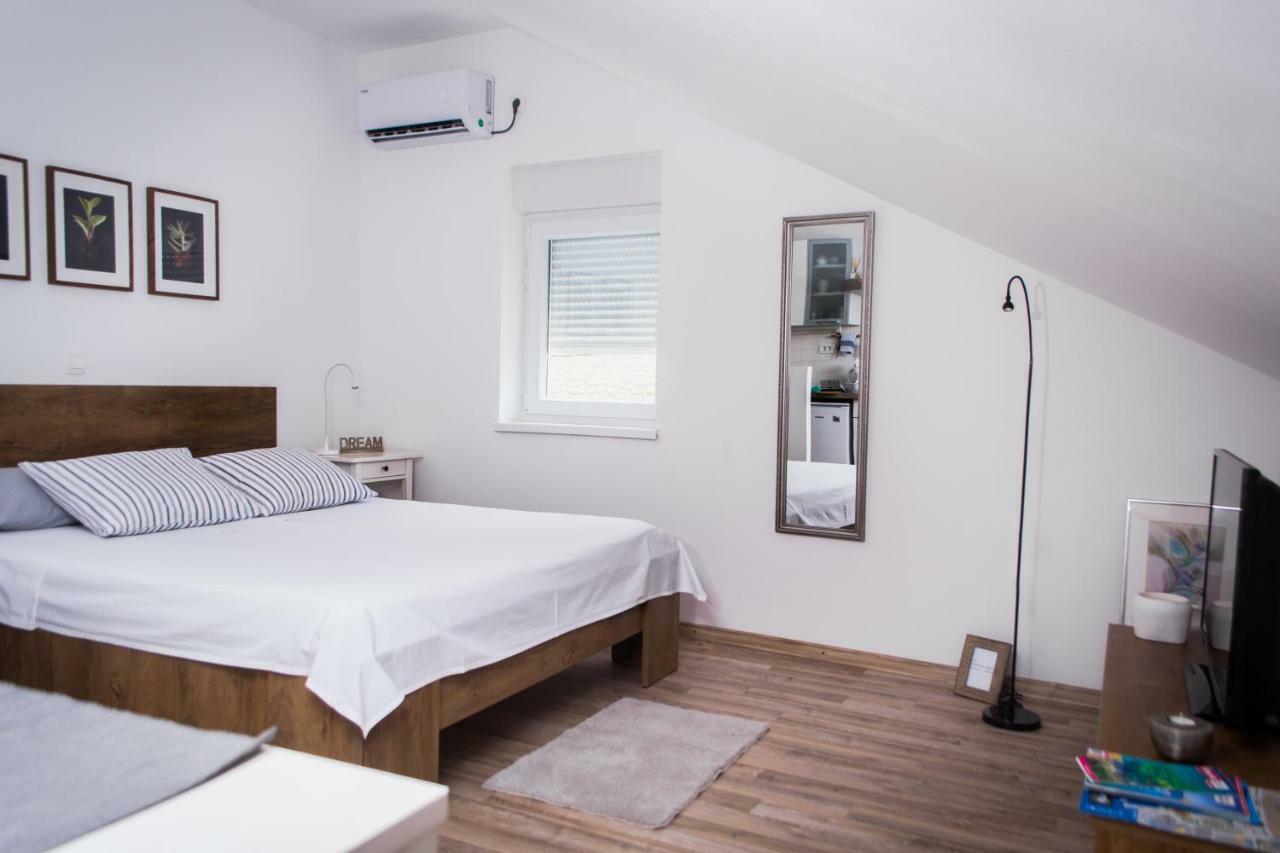 Apartments Dolores Šibenik Екстериор снимка