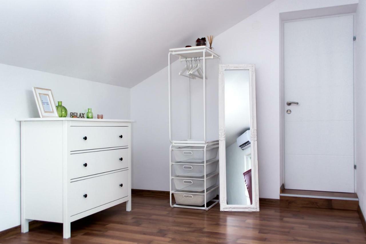 Apartments Dolores Šibenik Екстериор снимка