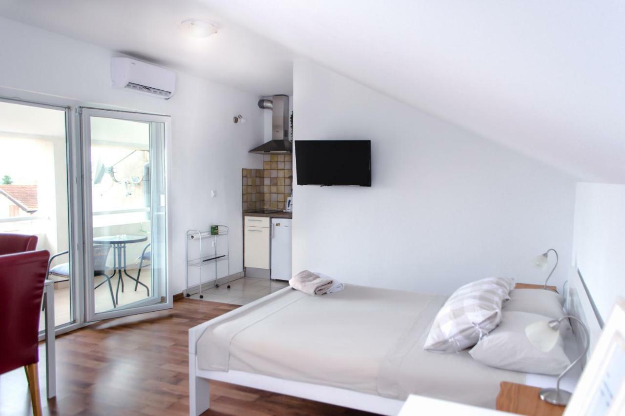 Apartments Dolores Šibenik Екстериор снимка